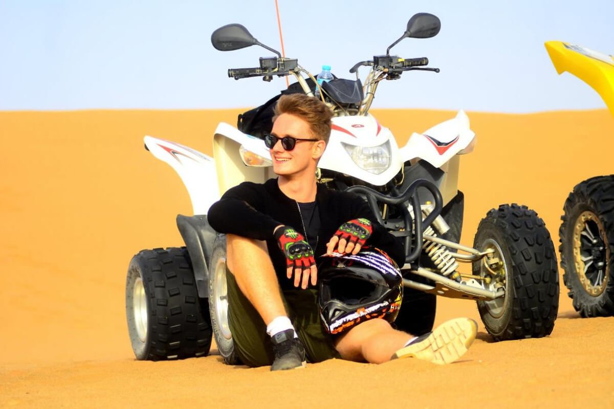 Woodbury Commons Outlet Mall Shopping Tour