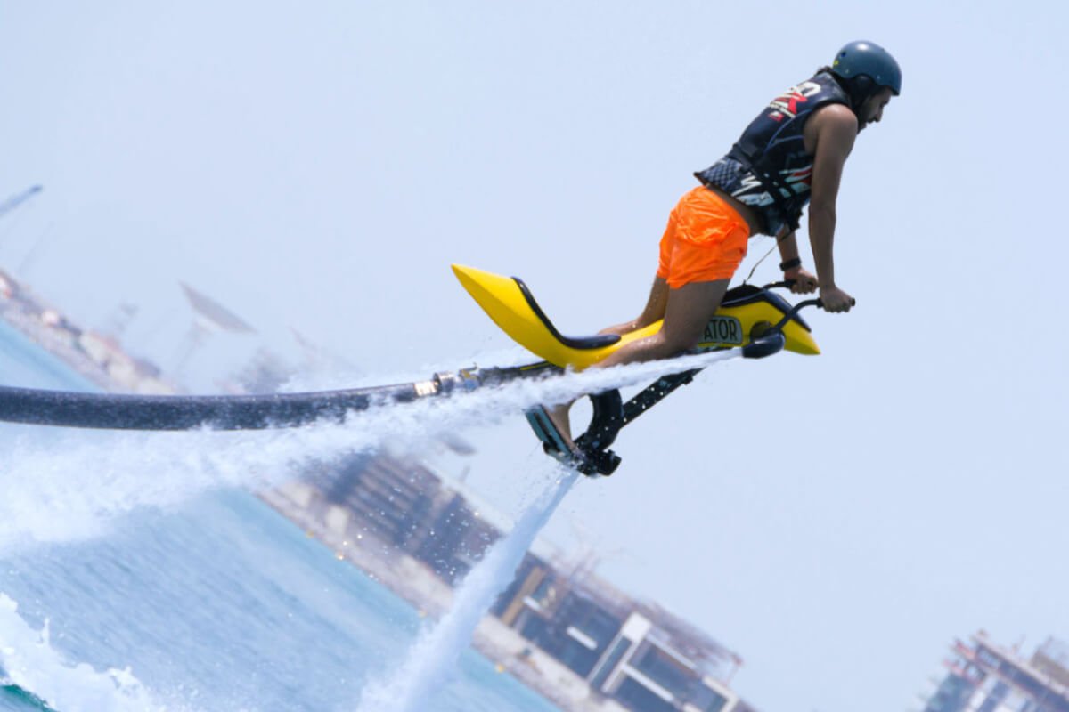 Dylan’s Famous Minibus Tour – Small Group Tour