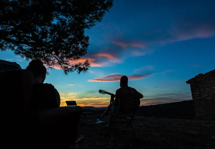 Casa de campo encantadora em meio à natureza