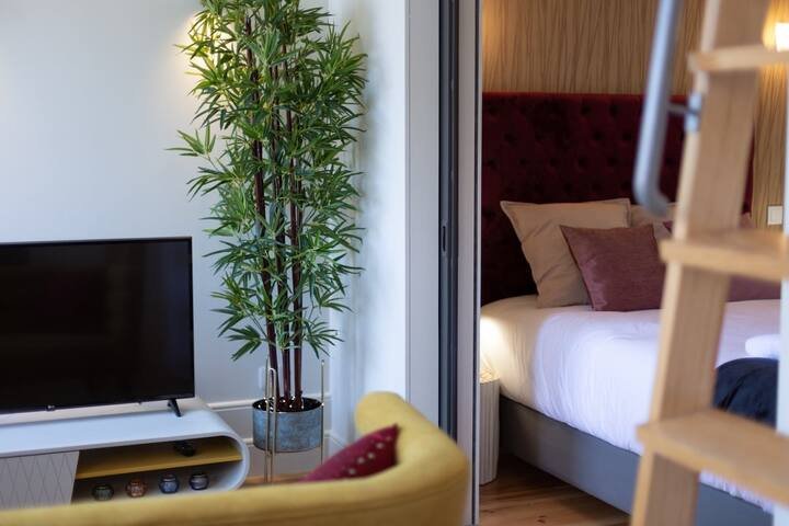 Casa de luxo fashion com ar-condicionado, no centro, perto do metrô