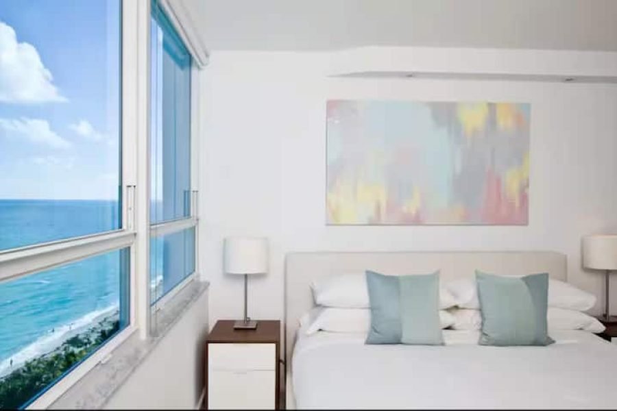Apartamento à beira-mar com vista para o mar em frente à praia