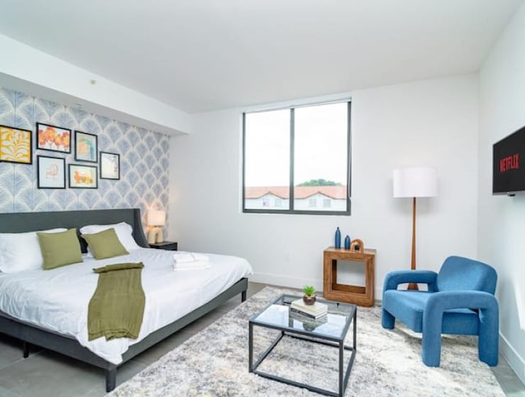 Cama King novo e seguro Oasis minutos para Brickell