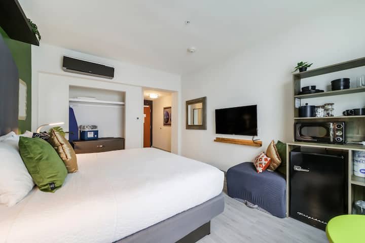 Suíte com piscina e vista para o mar em South Beach