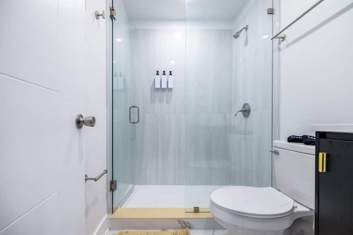 Batcaverna | Localização superior | 4PPL | Churrasqueira | Jacuzzi