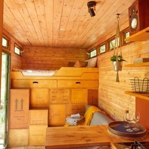 Retiro rústico à beira do rio