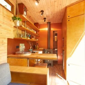 Retiro rústico à beira do rio