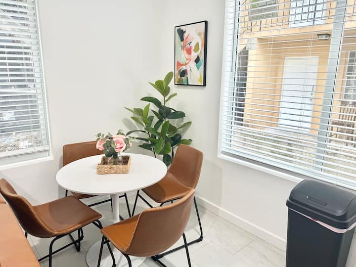 NOVO 1 cama/1 banheiro perto de Brickell