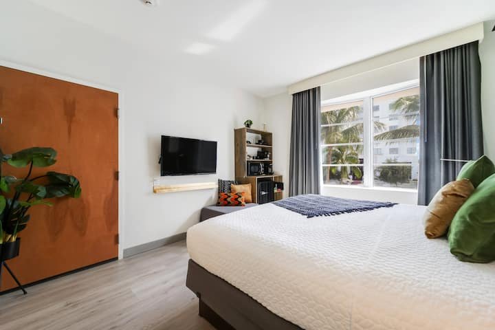 Suíte com piscina e vista para o mar em South Beach