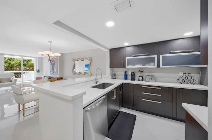 1BR Grand Stay | Bayviews | Banheira de hidromassagem | Piscina