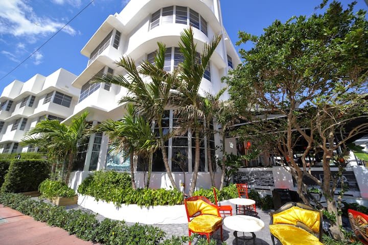 Suíte com piscina e vista para o mar em South Beach