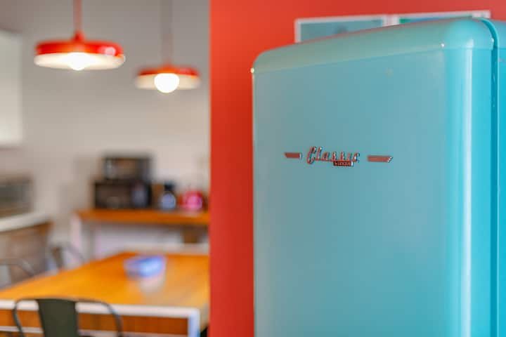 Quarto de hotel descolado no distrito de Mimo I 4 Hóspedes I Piscina