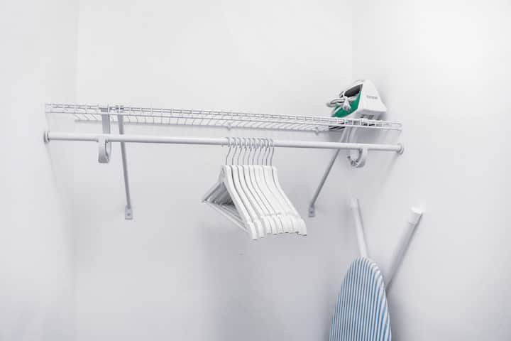 Retiro acolhedor: local privilegiado ~ Wi-Fi rápido ~ estacionamento gratuito