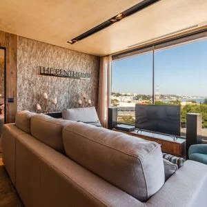 Espaço inteiro: apartamento em Paço de Arcos, Portugal