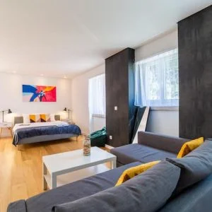 40m2 BD com pátio privado no  coração do centro da cidade