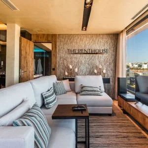 Espaço inteiro: apartamento em Paço de Arcos, Portugal