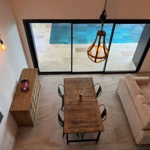 Apartamento com piscina coberta e jacuzzi