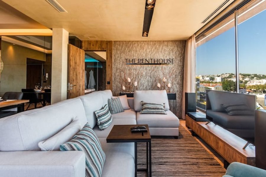 Espaço inteiro: apartamento em Paço de Arcos, Portugal