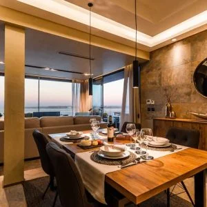 Espaço inteiro: apartamento em Paço de Arcos, Portugal