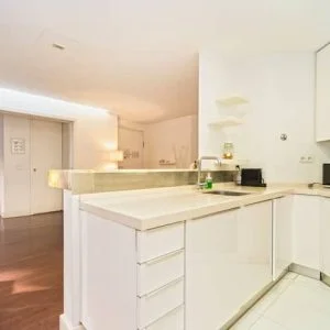 Apartamento confortável na zona da Praça do Pombal