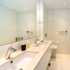 Apartamento confortável na zona da Praça do Pombal