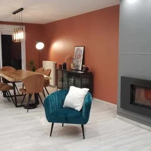 Casa com jacuzzi ao ar livre