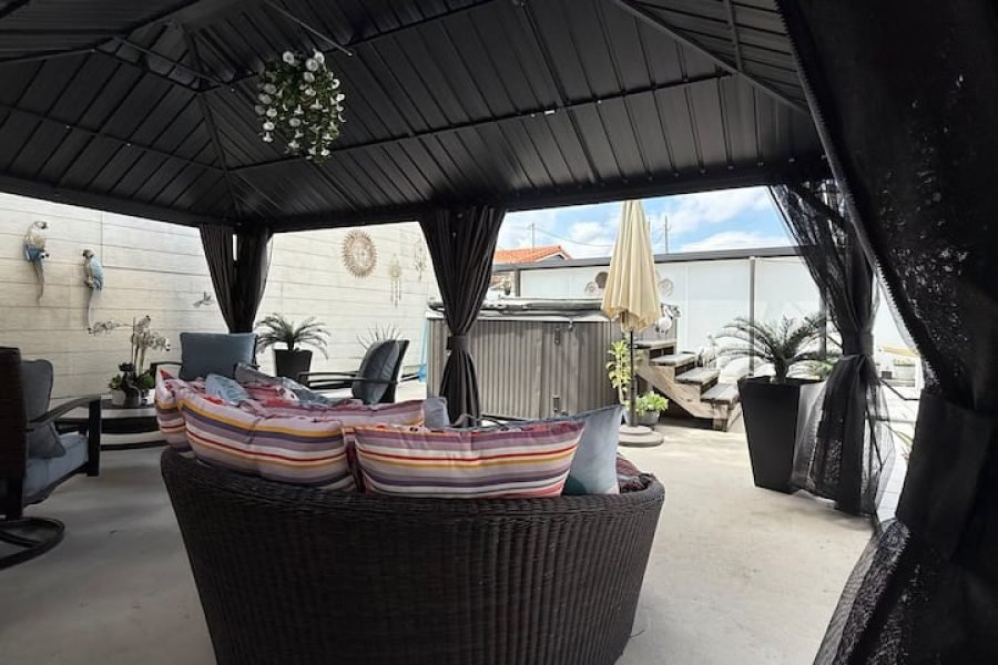 Lugar minúsculo com jacuzzi quente privativo a 7 minutos do aeroporto