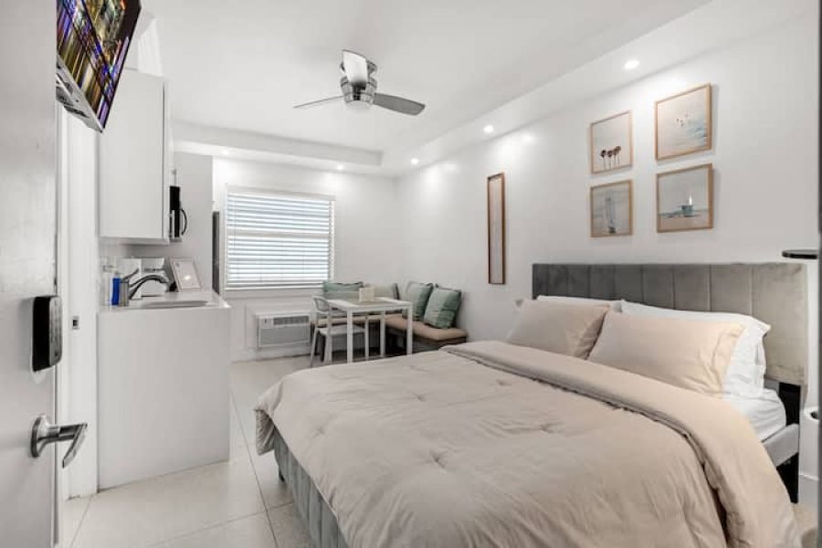 Condomínio South of Fifth Oceanfront com Beach Perks!