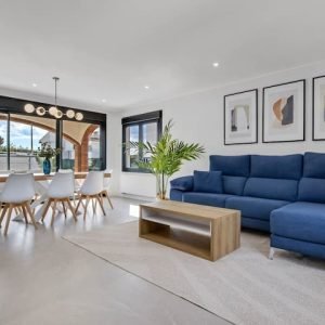 Apartamentos MAREN. Beachfront – Primeira Linha