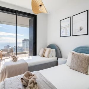 Vista para o mar | piscina aquecida | garagem | AC | fitness |