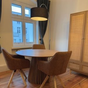 Oásis estiloso de 1 quarto em edifício antigo de Berlim – 3º andar