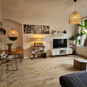 350m para a cidade com 2 quartos e varanda para relaxar