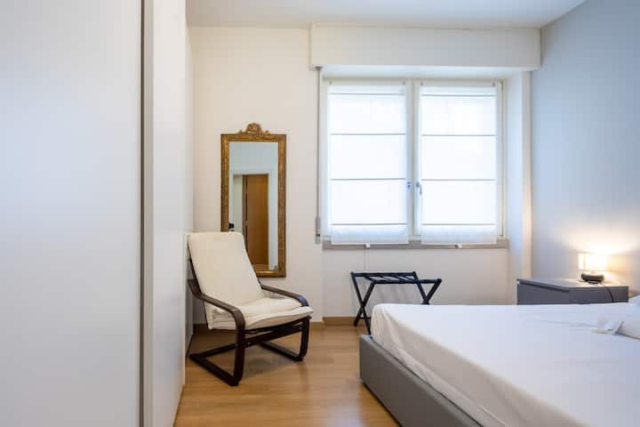 A Dois Passos da Casa de Julieta e da Arena