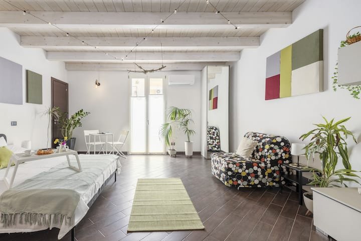 Mama | Conforto e estilo em Partanna Mondello