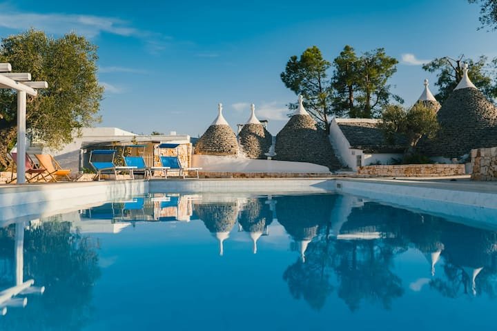 I casedd trulli com piscina