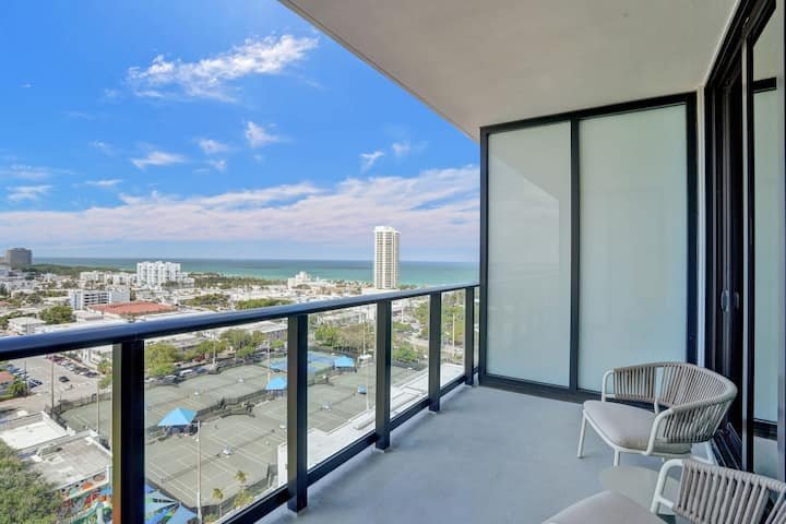 NOVO Condomínio Moderno de 1 QUARTO em Miami Beach c/ Piscina e Academia