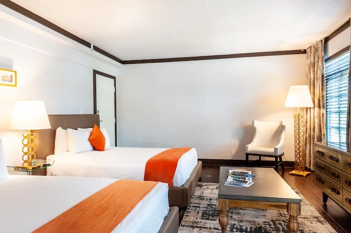 Apartamento estúdio, 2 camas queen size, cozinha, terraço