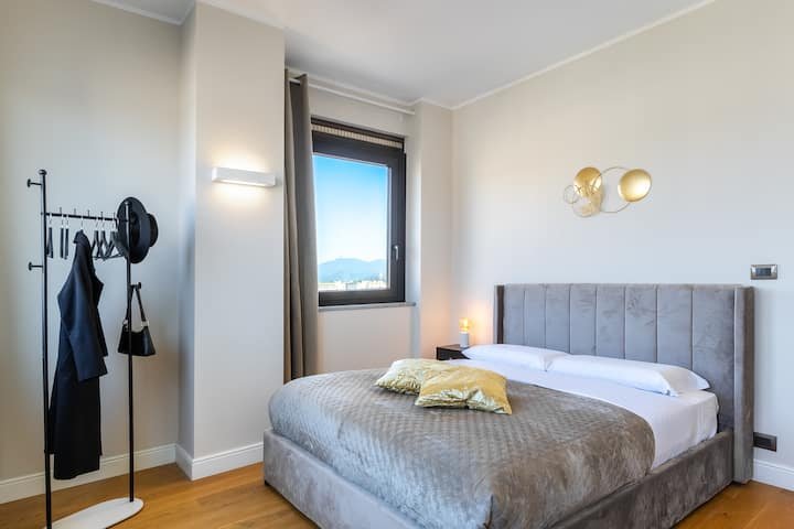 Cobertura moderna elegante/ vista panorâmica e piscina