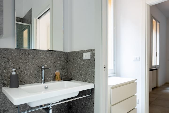 Apartamento Isaia 10 minutos da Piazza Maggiore