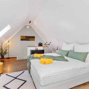 Suíte Airy | Terraço, estacionamento | Perto de Bonn/Aeroporto