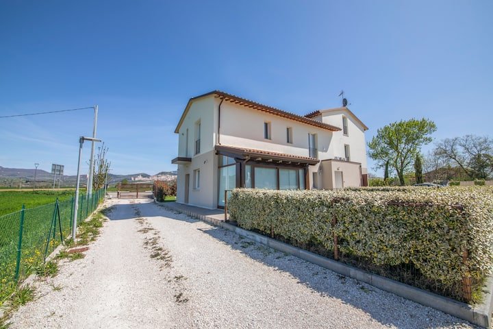 Pequena Pérola de Assis. Comodidades e estilo na Úmbria