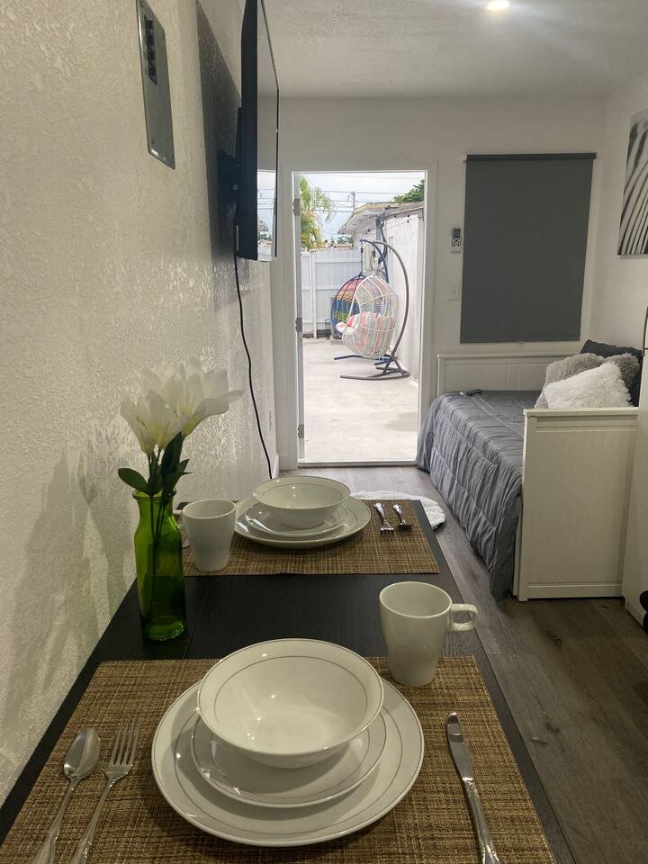 Lugar minúsculo com jacuzzi quente privativo a 7 minutos do aeroporto