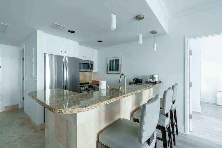 Suíte de 1 quarto com vista para o mar Fontainebleau Tresor