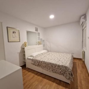 Apartamento inteiro em C. Alcalá
