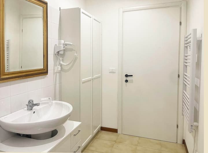 “La Terrazza” Iluminado e completo 50 m² na Toscana