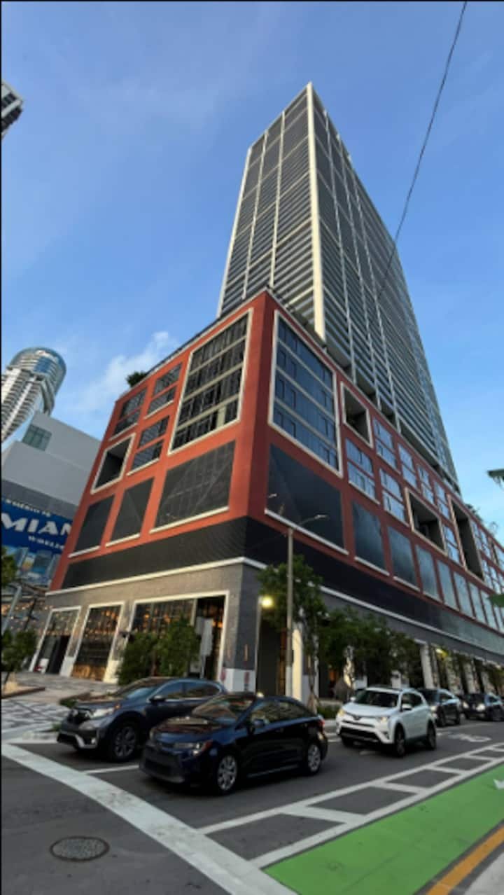 Cobertura*Novo 2024 Centro 1 cama 48º perto da Arena