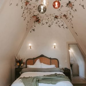 A Mansão Oculta – Ivy Cottage