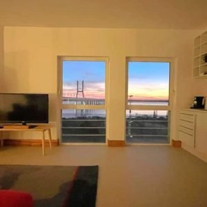 Uma verdadeira cobertura de mirante em um edifício bioclimático