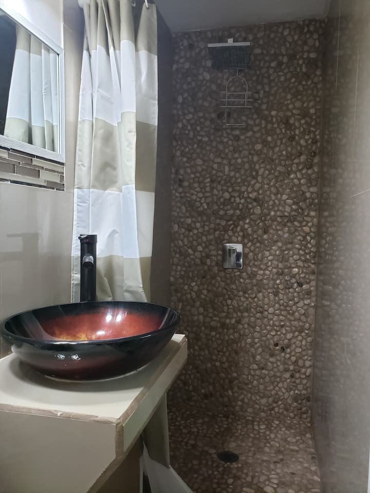 Estadia privada. Perto de Hard rock e Hard rock guitar