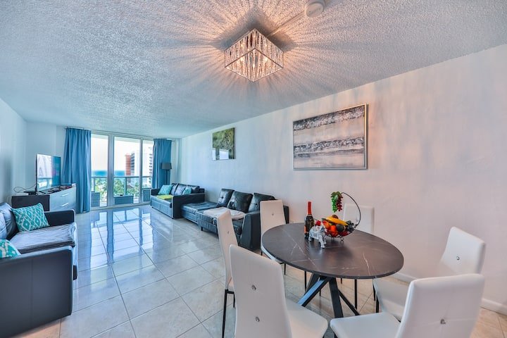 Apartamento de um quarto com vista para o mar STR-02559