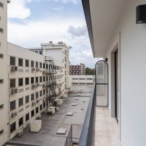 Apartamento NOVÍSSIMO em área típica com ar-condicionado – II.